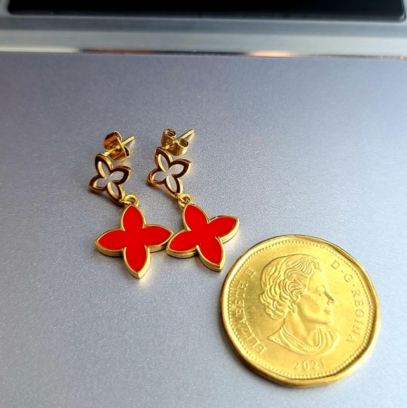 Dangle red earrings - Picture 2 of 7